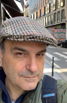 O carieră importantă în televiziune și radio