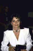 Renate l-a dat în judecată pe Elton John, la ani distanță după divorț
