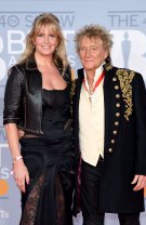 Rod Stewart (1,78 cm) și Penny Lancaster (1,85 cm)