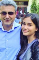 Ioana este fiica din prima căsnicie a lui Robert Turcescu