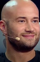 Mihai Bendeac, gest pentru blonda focoasă