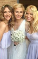 Laura și Adela, domnișoare de onoare la nunta Danei Rogoz
