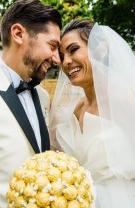 Soțul o sprijină necondiționat