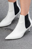 Botine cu "toc kitten"