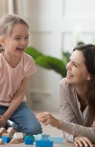 Schimbi dădaca sau persoana care îl îngrijește