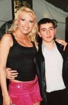 A ales cariera solo