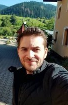 S-a mutat din București