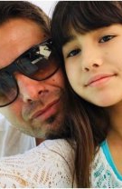 Adrian Mutu, topit după fiicele sale