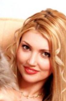 Una dintre primele asistente TV din România