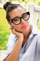 Folosește o cremă care costă câțiva lei
