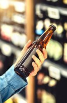 Cumperi băuturi alcoolice și ești plătit