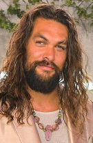 17. Jason Momoa (42 de ani)