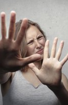 4. Evită cuvintele negative și respingerea