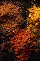 5. Folosim piperul sau ardeiul iute sub diferite forme, fără să știm care în ce preparat se potrivește