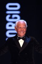 Giorgio Armani dă verdictul: care sunt cele 5 piese vestimentare esențiale în garderoba ta