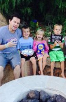 Mark Wahlberg are temeri în ceea ce privește creșterea copiilor săi, ca orice alt părinte