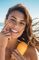 4. Folosește în fiecare zi cantitatea de SPF necesară