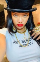 Rihanna a suferit după Chris Brown