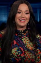 Katy Perry a suferit după Russell Brand