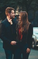 3. Nu flirtează cu tine