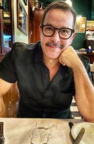 A fost supranumit "cel mai sexy actor în viață"