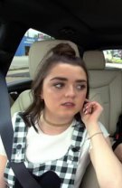 10. Maisie Williams (25 de ani) și Sophie Turner (26 de ani)