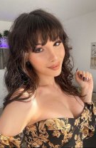 Este primul influencer trans din România