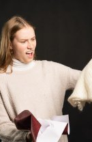 9. Cadoul acela nepotrivit pe care ți l-a luat