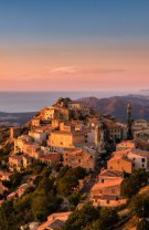 Corsica, Franța