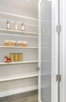 Termină toate rezervele de produse înainte de a merge din nou la cumpărături