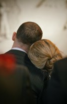 Reiei legătura cu persoane rămase în trecut, dar care împărtășesc aceleași emoții cu tine după această pierdere