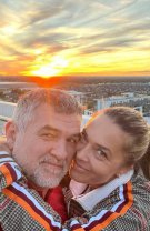 Cum s-au cunoscut părinții ei