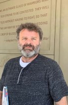 Este un mândru tătic