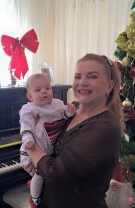 Fiul ei a făcut-o bunică de două ori