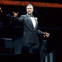 A jucat în spectacole pe Broadway