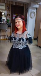 Era foarte mică în clipa în care a înțeles că este diferită