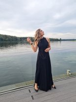 A fost căsătorită cu pilotul Adrian Iovan