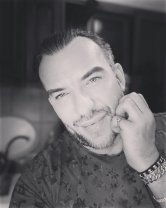 Familia Pelger a făcut un anunț oficial despre slujba de comemorare a creatorului de modă