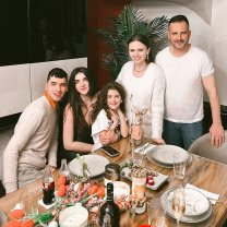 Mădălin Ionescu a avut încredere în Cristina Șișcanu și i-a permis să devină mamă adoptivă pentru copiii săi din prima căsătorie
