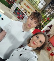 Romanița Iovan și fiul său sunt născuți în aceeași zi
