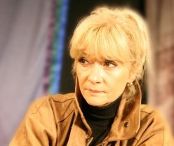 A suferit enorm după pierderea soțului, dar nu s-a dat bătută
