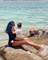 Cum arată Lavinia Pîrva în costum de baie, în vacanță în Grecia, cu fiul ei