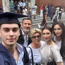 Toată familia a fost alături de fiul Andreei Berecleanu în ziua absolvirii