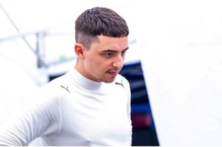 Iulian Bontea mai are o soră mai mică, pe Miruna