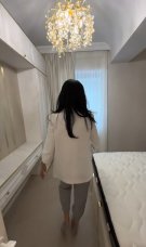 Apartamentul Andreei Tonciu din zona de lux a Capitalei are 2 dormitoare