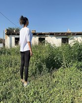 Ramona Olaru a copilărit la țară, cu părinții și cu sora ei