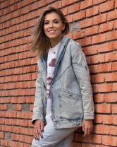 Urmăritorilor le-a plăcut mai mult noua culoare de păr aleasă de Andreea Ibacka