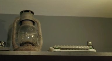 Mihai Bendeac are o lampă pe gaz în apartament