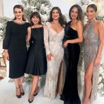 Cum s-au îmbrăcat Elvira Deatcu și Dana Rogoz la nunta Monicăi Bîrlădeanu cu Valeriu Gheorghiță