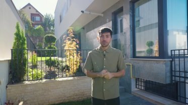 Mircea Bravo s-a mutat într-o vilă de lux, în Cluj